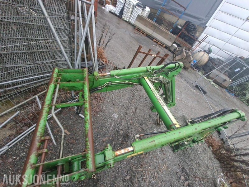 John Deere frontlaster / lesseapparat - type 633 - Maquinaria agrícola: foto 4 John Deere frontlaster / lesseapparat - type 633 - Maquinaria agrícola: foto 4