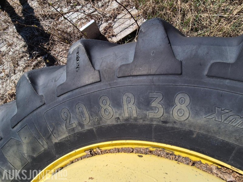 Michelin AGRIBIB 20.8R38 Tvillinhjul - Maquinaria agrícola: foto 3 Michelin AGRIBIB 20.8R38 Tvillinhjul - Maquinaria agrícola: foto 3