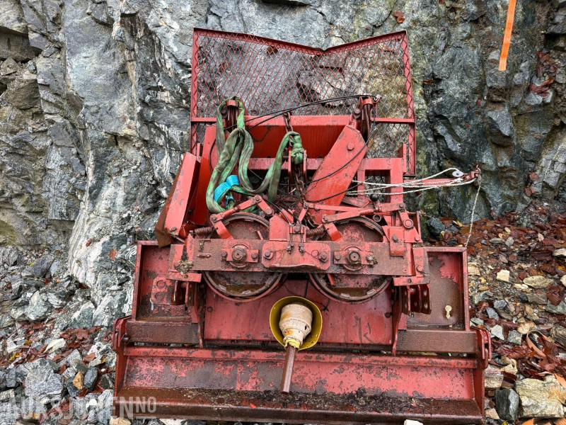 Vinsj rep.objekt - Maquinaria agrícola: foto 1 Vinsj rep.objekt - Maquinaria agrícola: foto 1