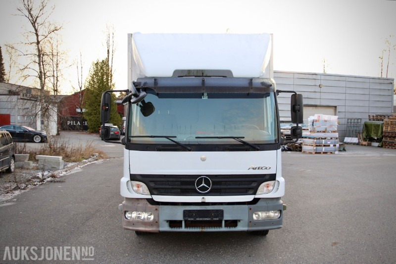 Mercedes-Benz Atego 1024 skapbil med løftelem – 6.2L / 238 hk – EU-godkjent til 20.10.2026 - Camión caja cerrada: foto 2 Mercedes-Benz Atego 1024 skapbil med løftelem – 6.2L / 238 hk – EU-godkjent til 20.10.2026 - Camión caja cerrada: foto 2