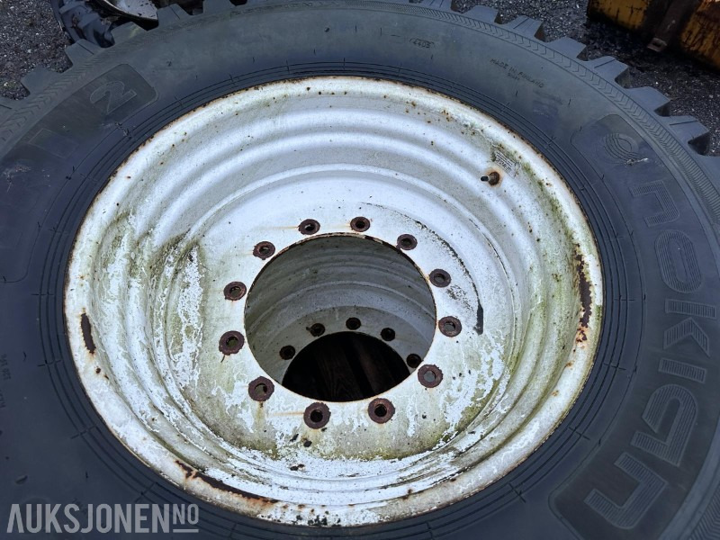 Nokian TRI 2 – 540/65R30 – Selges uten minstepris - Tractor: foto 2 Nokian TRI 2 – 540/65R30 – Selges uten minstepris - Tractor: foto 2