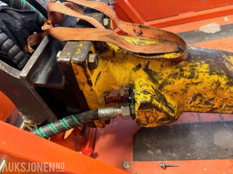 Pigghammer til minigraver Atlas Copco SB 102 / 69 kg / p max 150 bar / feste S30 / 180 modell 2020 - Martillo hidráulico para Miniexcavadora: foto 5 Pigghammer til minigraver Atlas Copco SB 102 / 69 kg / p max 150 bar / feste S30 / 180 modell 2020 - Martillo hidráulico para Miniexcavadora: foto 5
