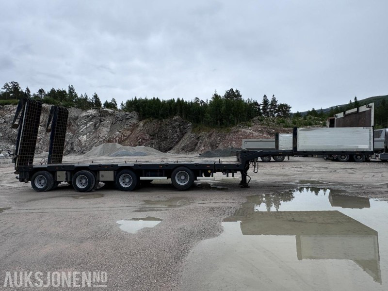 Remolque 2019 Carnehl CSTV 40-60 - 4 akslet maskinsemi - Manuelt uttrekk - Hydraulisk bredding - Støttelabber bak - Fjernstyring: foto 7