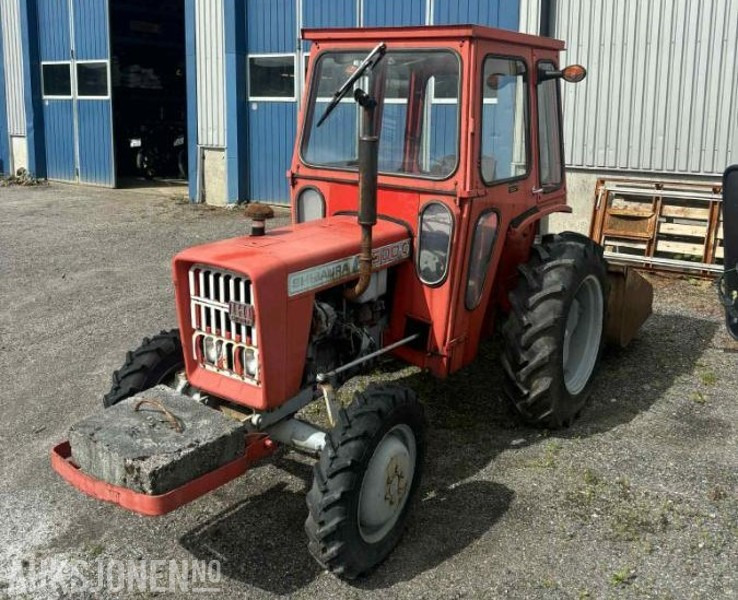 SHIBAURA S1500-0 - 4X4 - Med tippskuffe - Tractor: foto 1 SHIBAURA S1500-0 - 4X4 - Med tippskuffe - Tractor: foto 1
