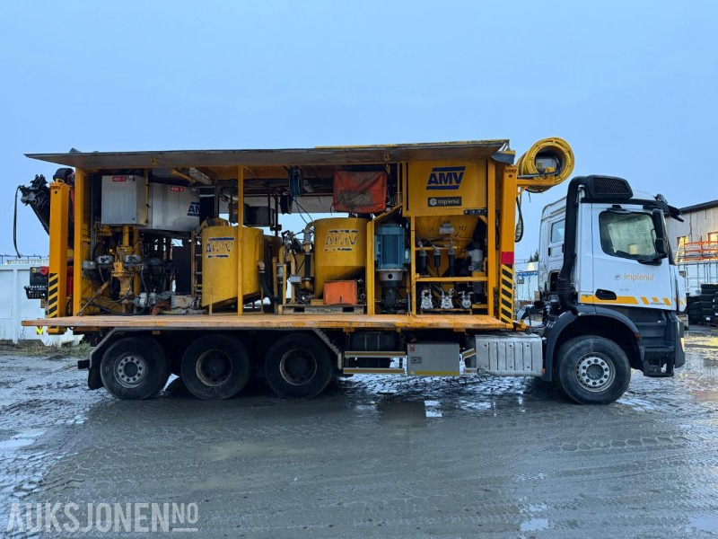 2017 Mercedes-Benz Arocs 3235 8x4, Injeksjonsrigg AMV, EURO 6, påmontert kran - Vehículo municipal: foto 4 2017 Mercedes-Benz Arocs 3235 8x4, Injeksjonsrigg AMV, EURO 6, påmontert kran - Vehículo municipal: foto 4