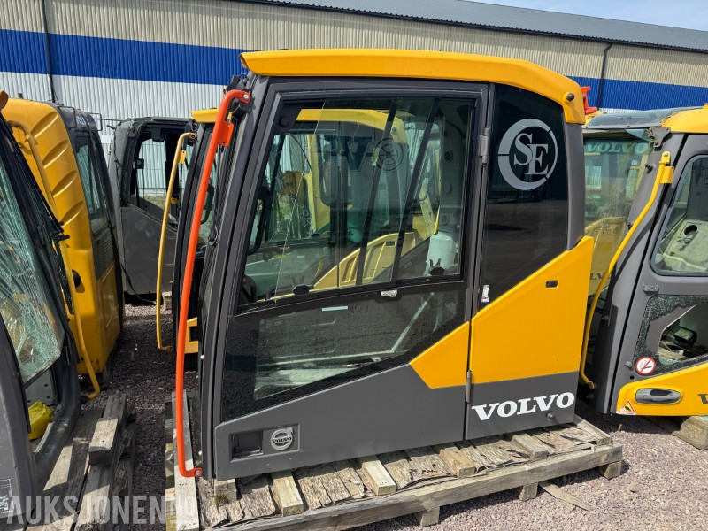 Volvo Førerhus til EC140E, EC160E, EC180E, EW160E, EWR150E, EWR170E - Equipo de construcción: foto 1 Volvo Førerhus til EC140E, EC160E, EC180E, EW160E, EWR150E, EWR170E - Equipo de construcción: foto 1