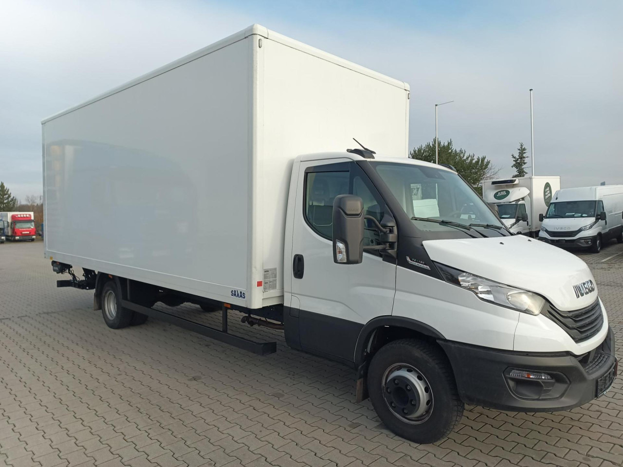 Arrendamiento de IVECO Daily 70C18A8 IVECO Daily 70C18A8: foto 8