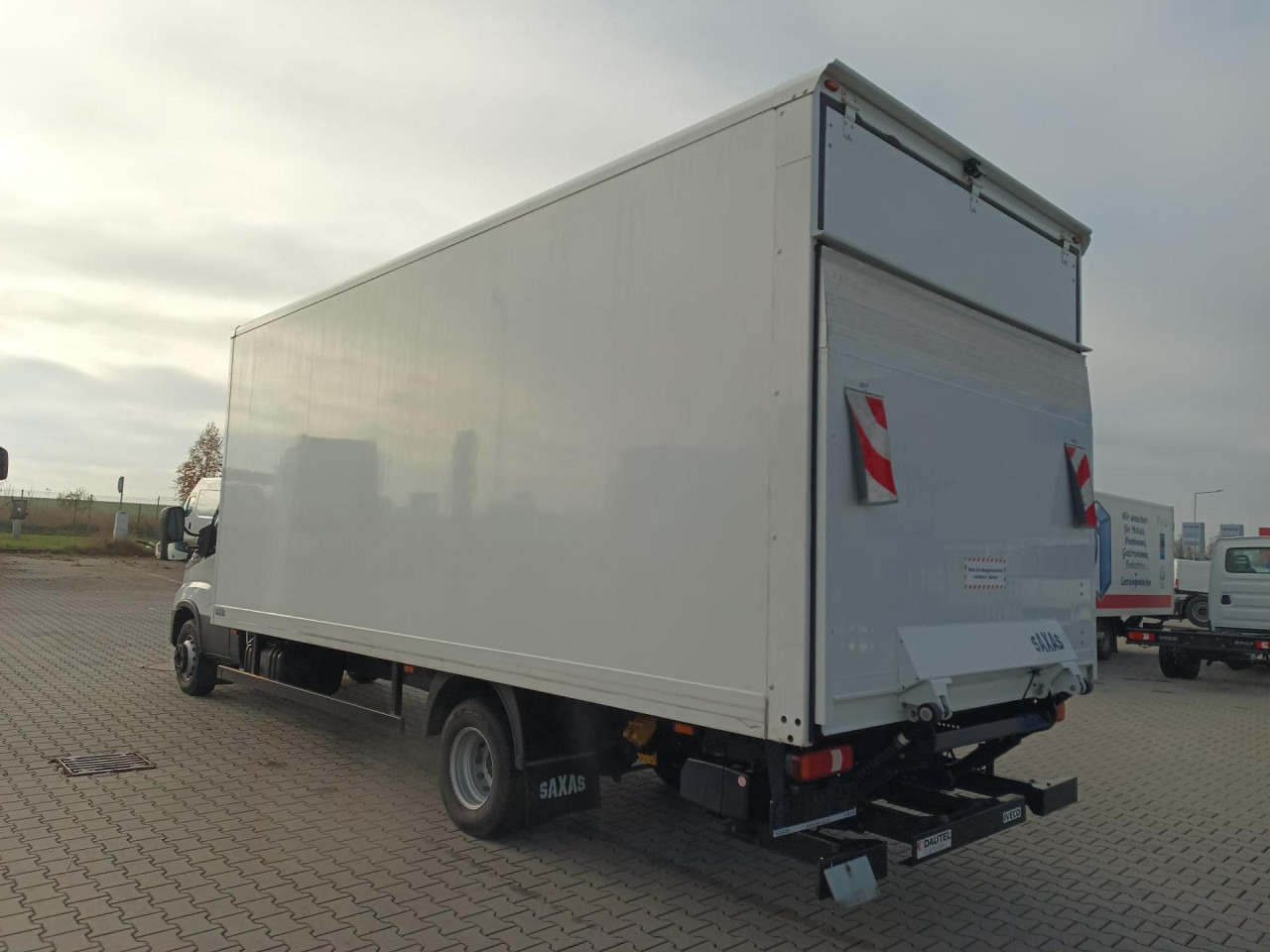 Furgoneta caja cerrada IVECO Daily 70C18A8: foto 10