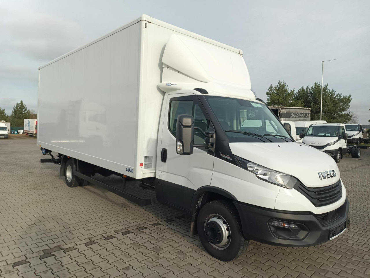 Furgoneta caja cerrada IVECO Daily 70C18A8: foto 8