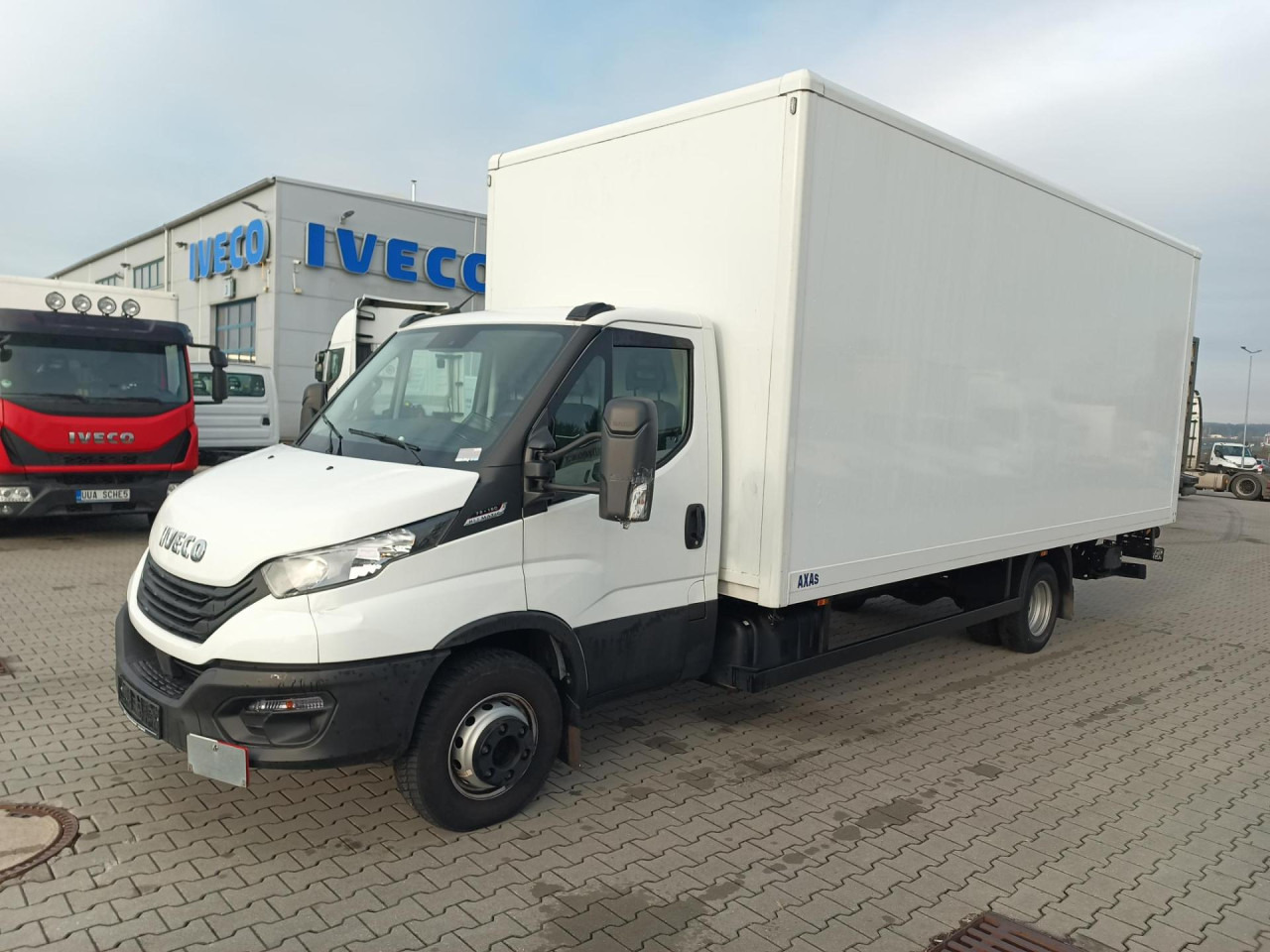 IVECO Daily 70C18A8 - Furgoneta caja cerrada: foto 1 IVECO Daily 70C18A8 - Furgoneta caja cerrada: foto 1