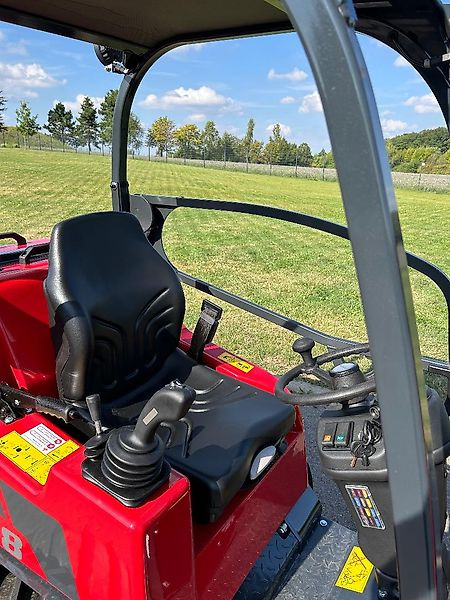 Schäffer 2028 SLT - Cargadora articulada: foto 5 Schäffer 2028 SLT - Cargadora articulada: foto 5