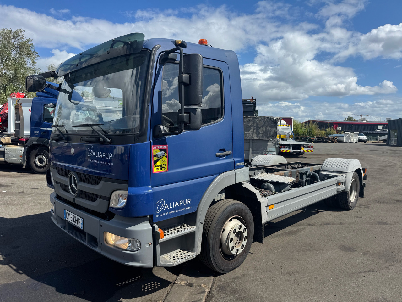 MERCEDES-BENZ atégo - Camión chasis: foto 3 MERCEDES-BENZ atégo - Camión chasis: foto 3