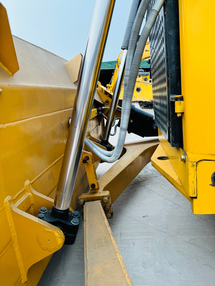 Bulldozer CATERPILLAR CAT D8R USED BULLDOZER D8T D4C D6G D7G D7R D7E D9R D10R Secondhand Dozer for Sale in Good Condition: foto 12