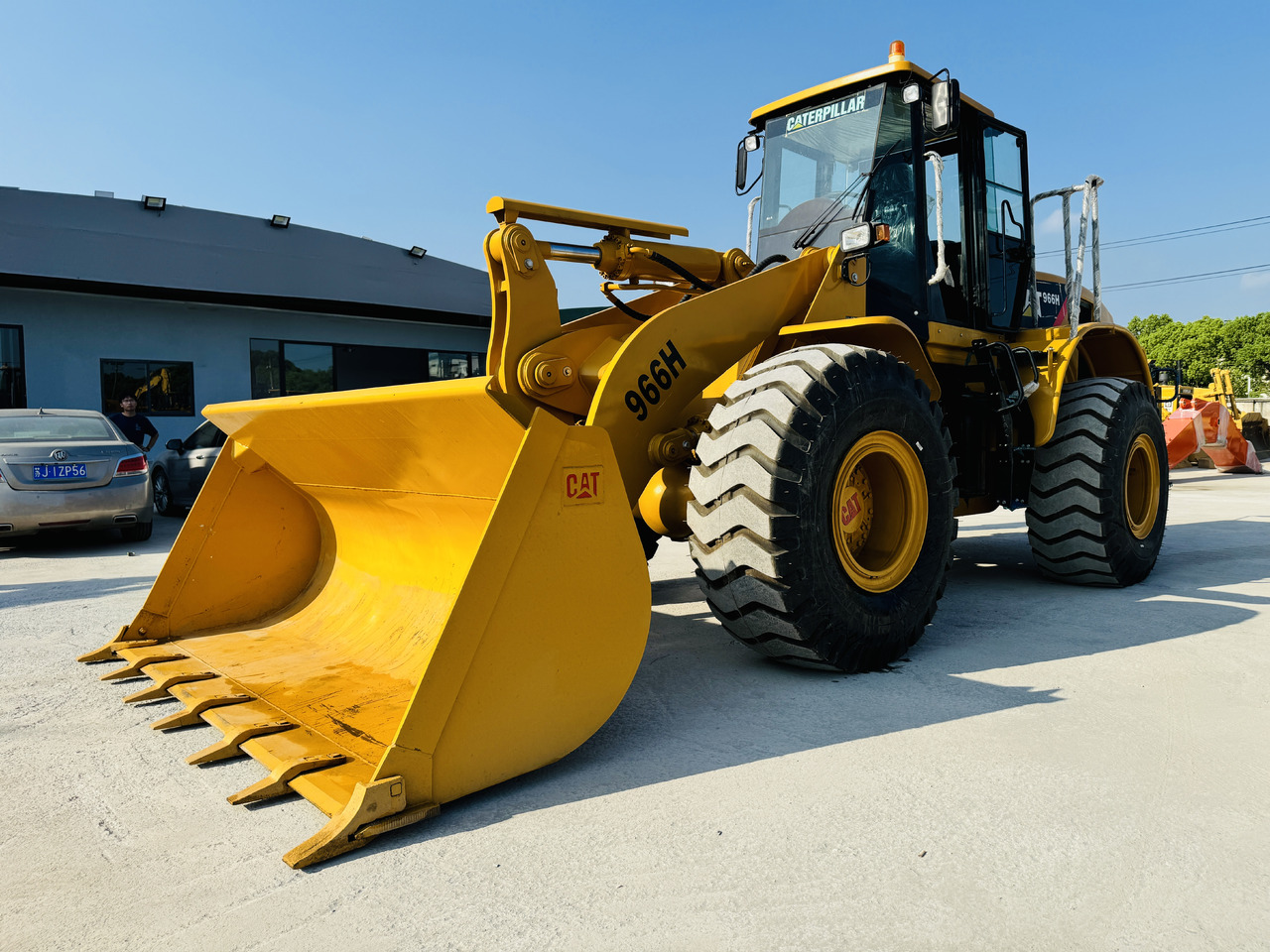 Caterpillar CAT 966 966H 966F 966G 6 Ton Used Wheel Loader and Similar Front Loaders Are Ready to Work - Cargadora de ruedas: foto 3 Caterpillar CAT 966 966H 966F 966G 6 Ton Used Wheel Loader and Similar Front Loaders Are Ready to Work - Cargadora de ruedas: foto 3