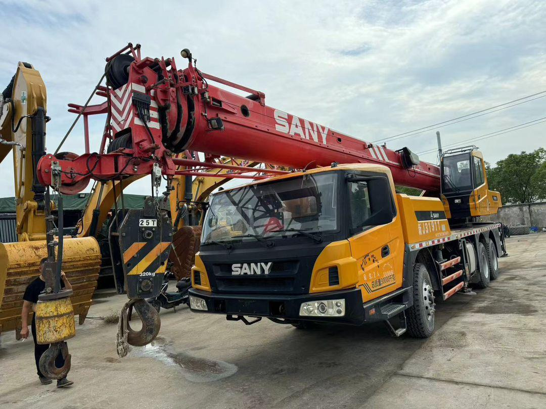 Sany Used Truck Crane 25 Ton with Excellent Work Performance and 1 year Warrenty - Autogrúa: foto 1 Sany Used Truck Crane 25 Ton with Excellent Work Performance and 1 year Warrenty - Autogrúa: foto 1