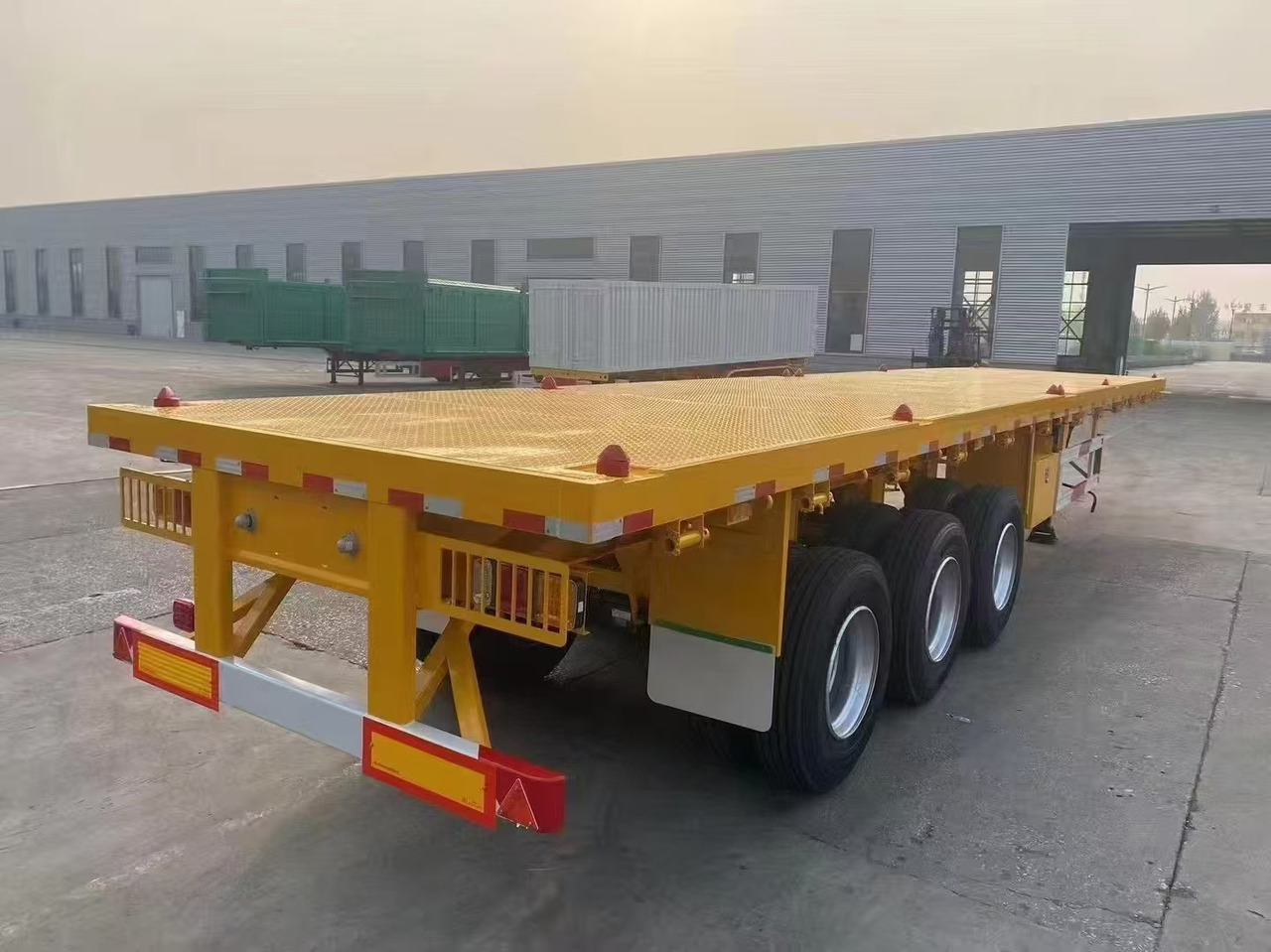 Semirremolque góndola rebajadas nuevo ZHICHENG Semni Flat Bed Low Bed Floater with 3 Axles 4 Axles New or Used 12M 13.75M In High Quality: foto 26 Semirremolque góndola rebajadas nuevo ZHICHENG Semni Flat Bed Low Bed Floater with 3 Axles 4 Axles New or Used 12M 13.75M In High Quality: foto 26