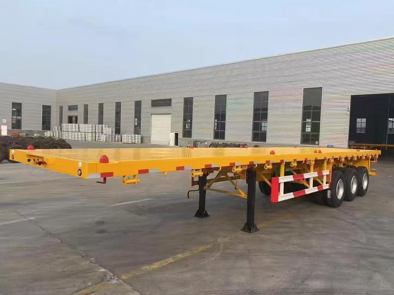 Semirremolque góndola rebajadas nuevo ZHICHENG Semni Flat Bed Low Bed Floater with 3 Axles 4 Axles New or Used 12M 13.75M In High Quality: foto 25 Semirremolque góndola rebajadas nuevo ZHICHENG Semni Flat Bed Low Bed Floater with 3 Axles 4 Axles New or Used 12M 13.75M In High Quality: foto 25