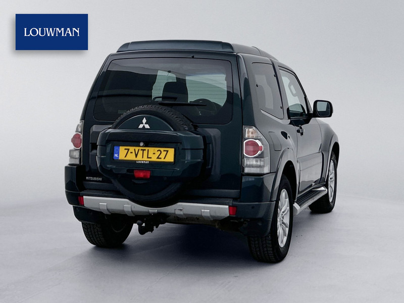Mitsubishi Pajero 3.2 DI-D Instyle High Roof Van Grijs kenteken Automaat Climate control Trekhaak 3000KG - Furgoneta: foto 2 Mitsubishi Pajero 3.2 DI-D Instyle High Roof Van Grijs kenteken Automaat Climate control Trekhaak 3000KG - Furgoneta: foto 2