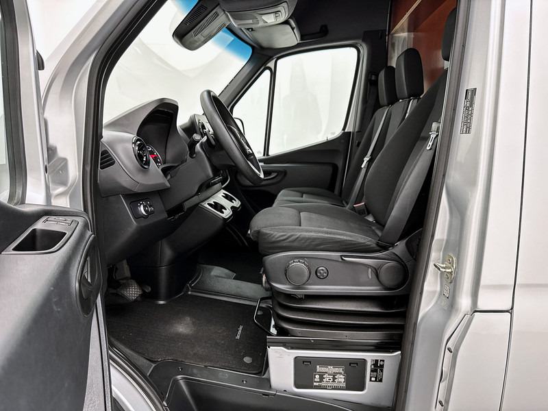Mercedes-Benz Sprinter 316 2.2 CDI L2H2 Inrichting 220v omvormer Achteruitrijcamera Navigatie Werkbank - Furgón: foto 5 Mercedes-Benz Sprinter 316 2.2 CDI L2H2 Inrichting 220v omvormer Achteruitrijcamera Navigatie Werkbank - Furgón: foto 5