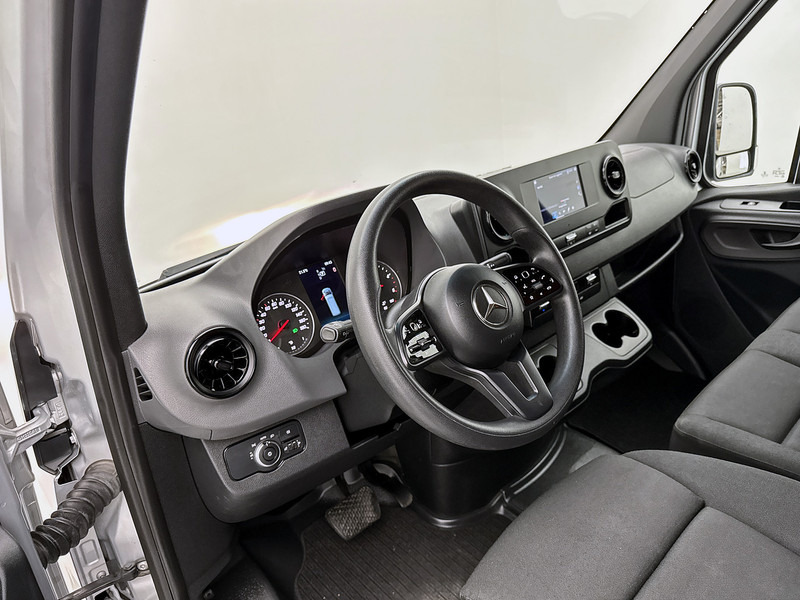 Mercedes-Benz Sprinter 316 2.2 CDI L2H2 Inrichting 220v omvormer Achteruitrijcamera Navigatie Werkbank - Furgón: foto 4 Mercedes-Benz Sprinter 316 2.2 CDI L2H2 Inrichting 220v omvormer Achteruitrijcamera Navigatie Werkbank - Furgón: foto 4