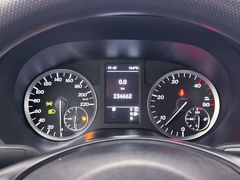 Arrendamiento de Mercedes-Benz Vito 114 CDI Lang Navigatie Achteruitrijcamera Betimmering Cruise Control Mercedes-Benz Vito 114 CDI Lang Navigatie Achteruitrijcamera Betimmering Cruise Control: foto 6