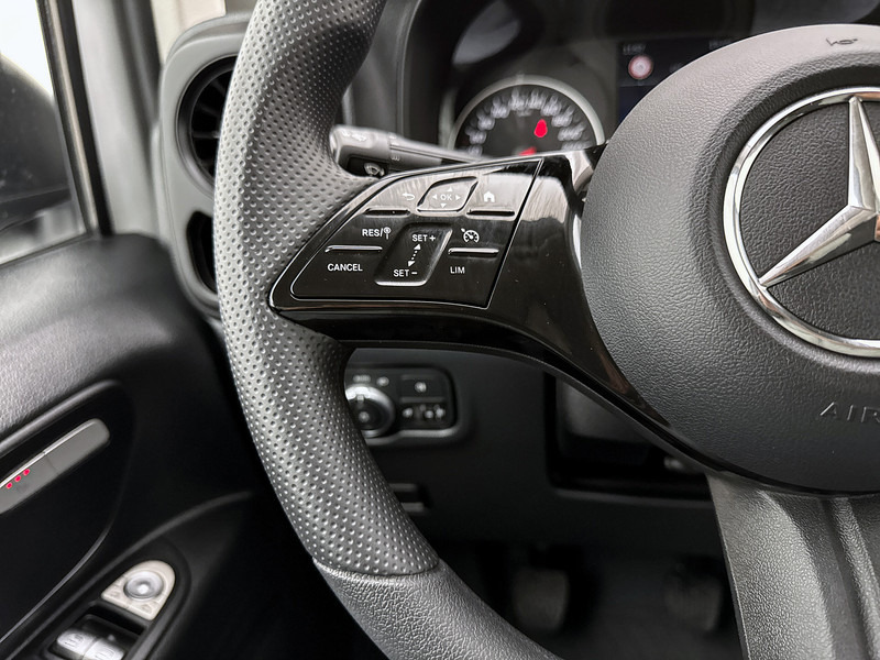 Furgoneta pequeña Mercedes-Benz Vito 116 CDI L2 Pro Navigatie Parkeerpakket Stoelverwarming Achteruitrijcamera Betimmering Cruise Control: foto 12 Furgoneta pequeña Mercedes-Benz Vito 116 CDI L2 Pro Navigatie Parkeerpakket Stoelverwarming Achteruitrijcamera Betimmering Cruise Control: foto 12