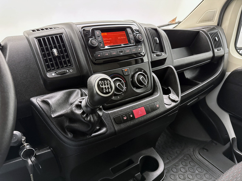 Opel Movano 2.2D 140 Zwaar L4H3 Edition Imperiaal Trekhaak 3000kg Cruise control Airco - Furgón: foto 5 Opel Movano 2.2D 140 Zwaar L4H3 Edition Imperiaal Trekhaak 3000kg Cruise control Airco - Furgón: foto 5