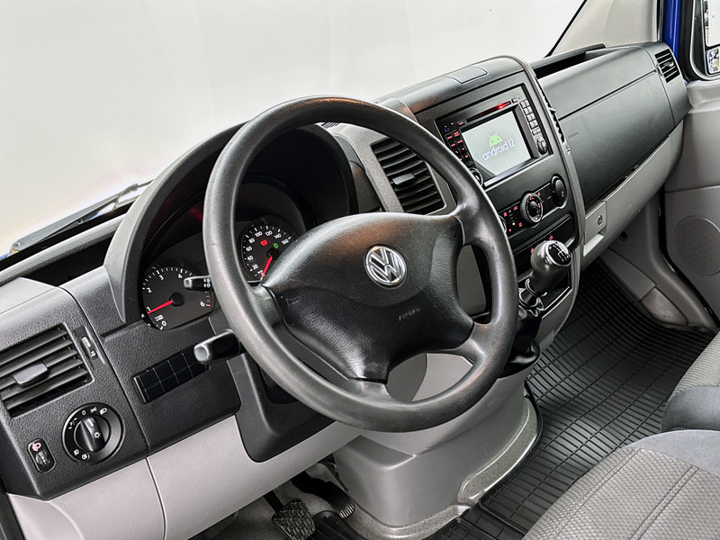 Volkswagen Crafter 35 2.0 TDI L1H1 2x schuifdeur Inrichting Lucht geveerde stoel Cruise control Airco - Furgón: foto 4 Volkswagen Crafter 35 2.0 TDI L1H1 2x schuifdeur Inrichting Lucht geveerde stoel Cruise control Airco - Furgón: foto 4