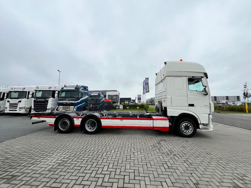 DAF XF 450 SSC 6x2 BDF - Camión chasis: foto 4 DAF XF 450 SSC 6x2 BDF - Camión chasis: foto 4
