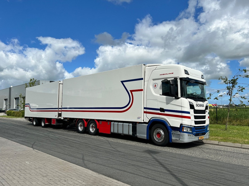 Scania S450 6x2 + Wipkar Bloemen combinatie - Camión frigorífico: foto 3 Scania S450 6x2 + Wipkar Bloemen combinatie - Camión frigorífico: foto 3
