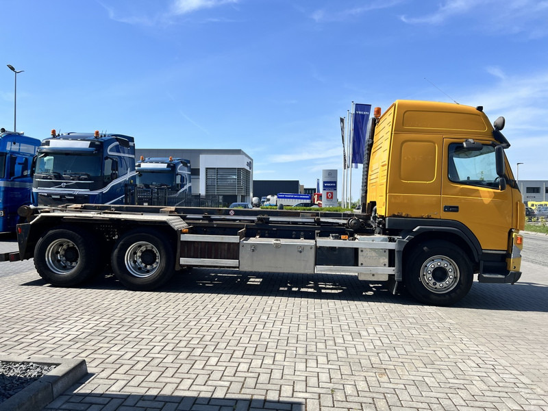 Volvo FM480 6X2 containersysteem Globetrotter / NCH systeem / 10 Tyres - Camión con equipo de cable: foto 4 Volvo FM480 6X2 containersysteem Globetrotter / NCH systeem / 10 Tyres - Camión con equipo de cable: foto 4