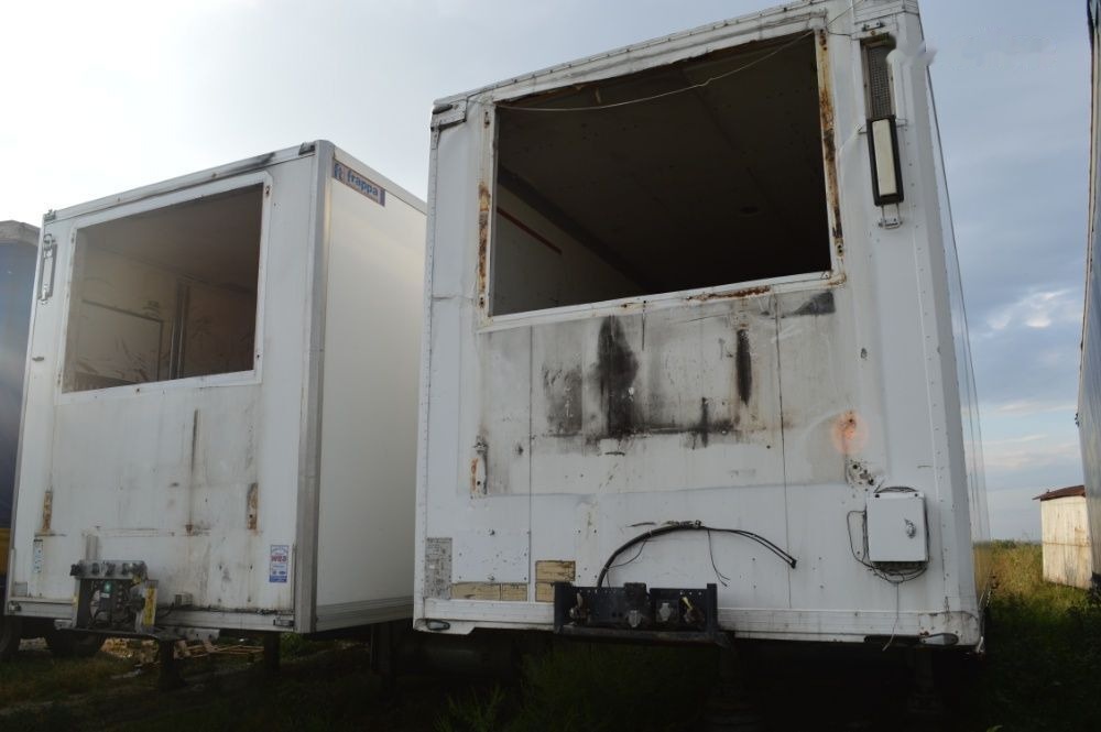 Carrocería-frigorifico DEPOZITARE -DUBE CONTAINERE  for parts: foto 7