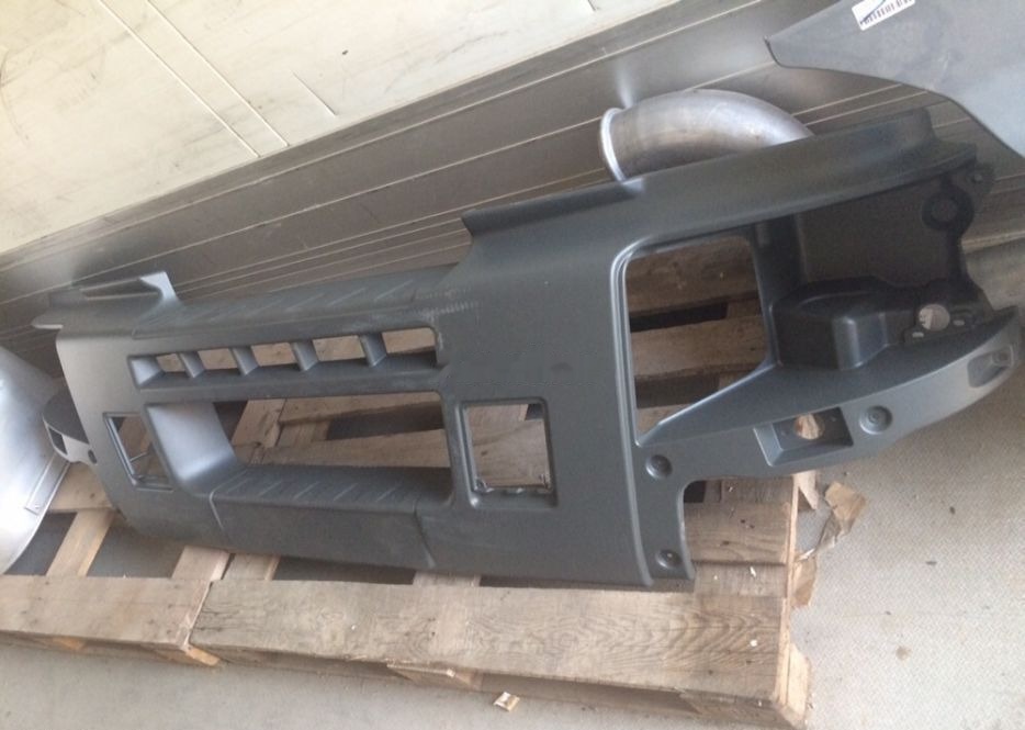 Vand bara   Renault Dxi Premium NOUA truck - Parachoques para Camión: foto 2 Vand bara   Renault Dxi Premium NOUA truck - Parachoques para Camión: foto 2