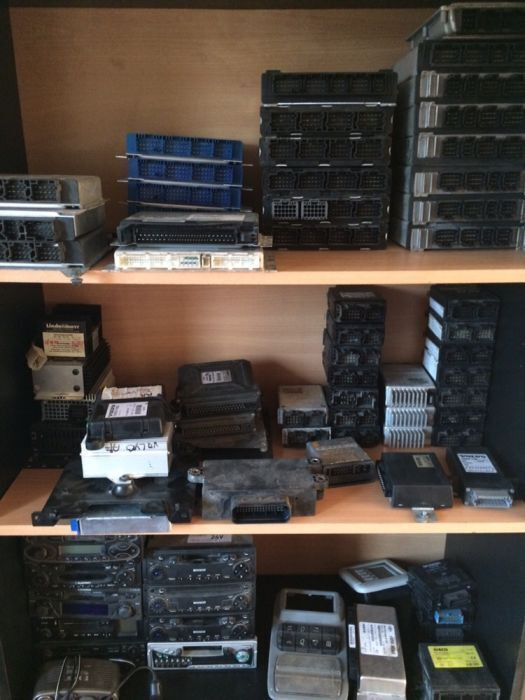 Vand calculatoare bord   IVECO - Unidad de control para Camión: foto 2 Vand calculatoare bord   IVECO - Unidad de control para Camión: foto 2