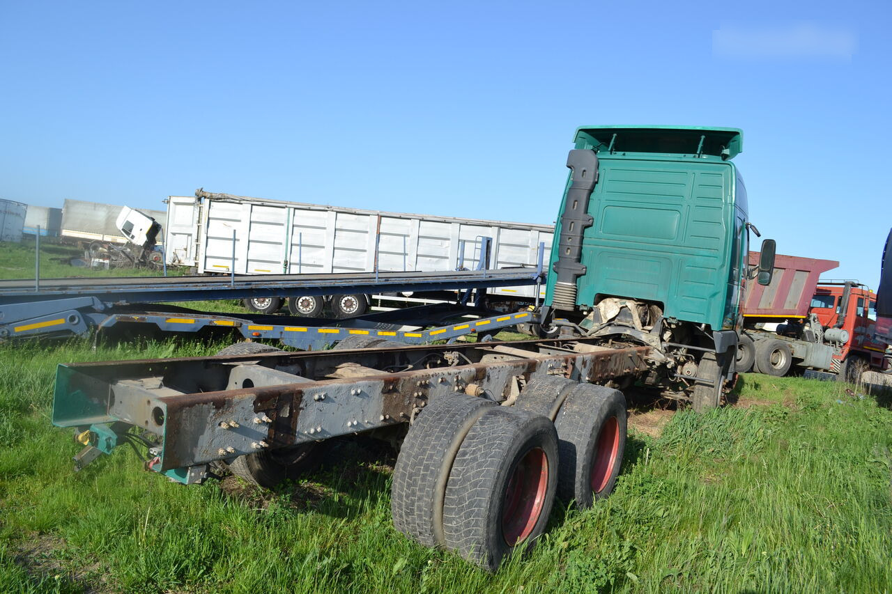 Volvo FH 12 - Camión chasis: foto 3 Volvo FH 12 - Camión chasis: foto 3