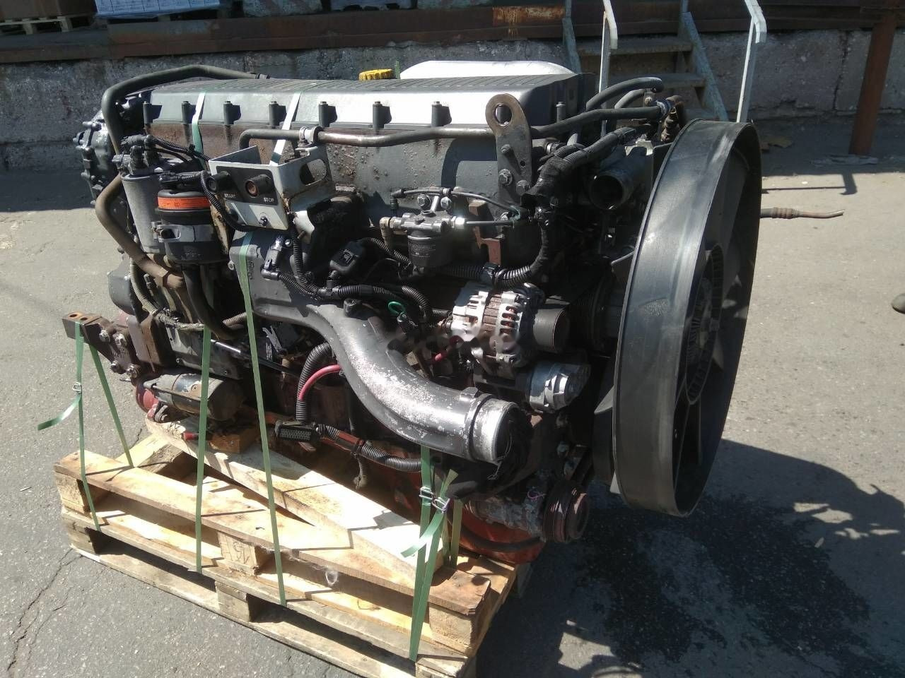 IVECO Cursor 10 430 E3 F3AE0681D   IVECO STRALIS - Motor para Camión: foto 1 IVECO Cursor 10 430 E3 F3AE0681D   IVECO STRALIS - Motor para Camión: foto 1