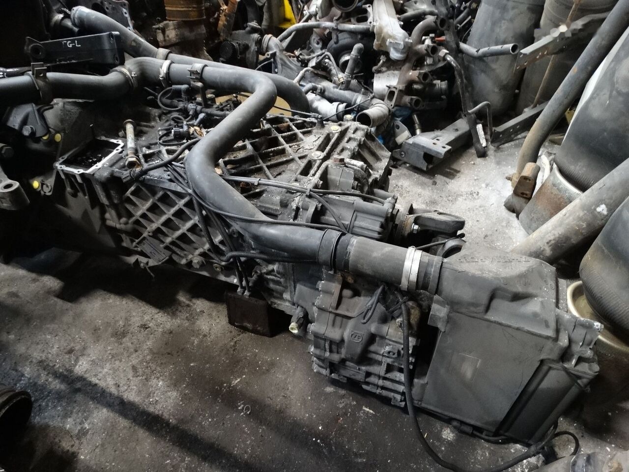 MAN 16S2221 TD MAN TGX TGS TGA - Caja de cambios para Camión: foto 1 MAN 16S2221 TD MAN TGX TGS TGA - Caja de cambios para Camión: foto 1