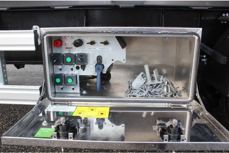 Semirremolque volquete AMT New 90cm3 Trailer brand new: foto 10