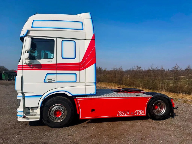 DAF XF 450 DAF XF 450 Special Interior. 706000 km. Euro 6 - Cabeza tractora: foto 4 DAF XF 450 DAF XF 450 Special Interior. 706000 km. Euro 6 - Cabeza tractora: foto 4