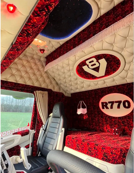 Scania R770 V8 NGS Special Interior. Only 110000 km. Air/ Air suspensiom. Hydr, system. - Cabeza tractora: foto 3 Scania R770 V8 NGS Special Interior. Only 110000 km. Air/ Air suspensiom. Hydr, system. - Cabeza tractora: foto 3