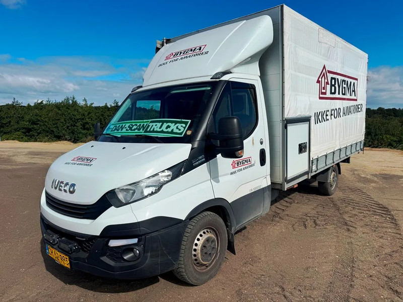 Iveco 35S18 3,0 TDI Aut. Gear. Euro 6. webasto night heater - Furgoneta con lona: foto 3 Iveco 35S18 3,0 TDI Aut. Gear. Euro 6. webasto night heater - Furgoneta con lona: foto 3