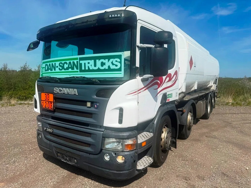 Scania P380 P380 8x2*6 .ADR/FL . 24200 L Tank - Air / Air suspension. - Camión cisterna: foto 4 Scania P380 P380 8x2*6 .ADR/FL . 24200 L Tank - Air / Air suspension. - Camión cisterna: foto 4
