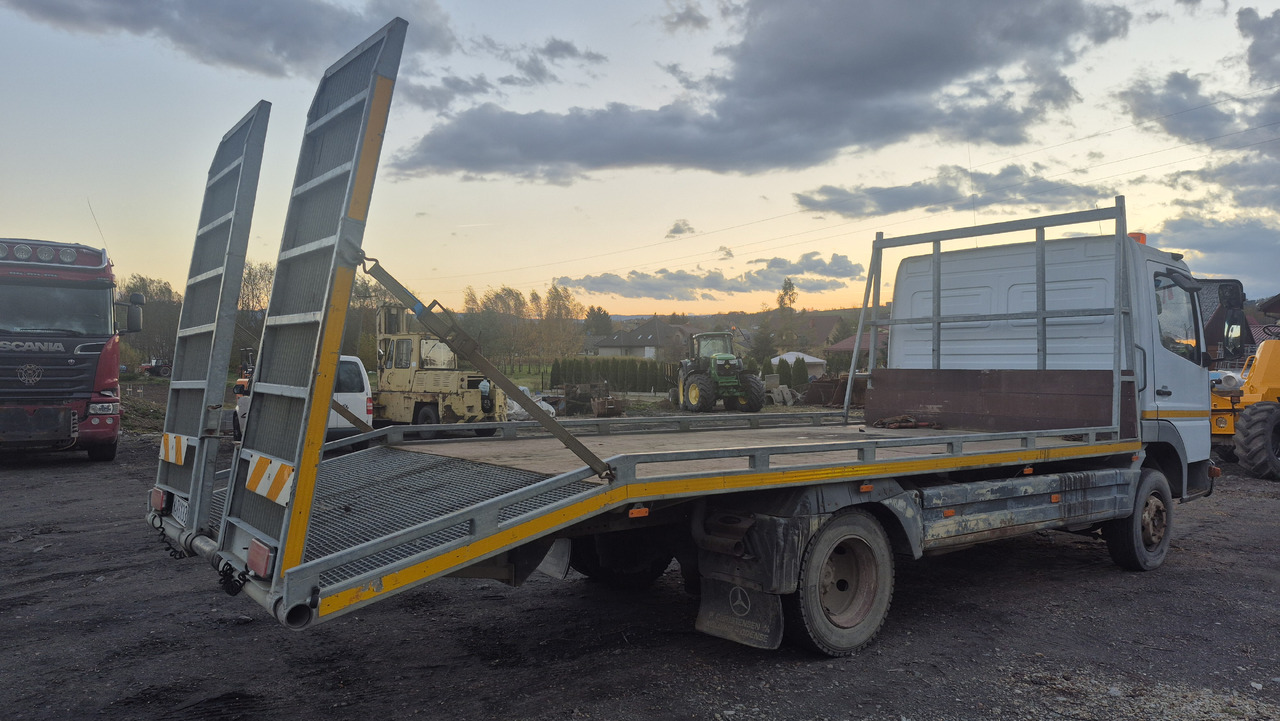 MERCEDES-BENZ ATEGO 970.21 - Camión portavehículos: foto 5 MERCEDES-BENZ ATEGO 970.21 - Camión portavehículos: foto 5