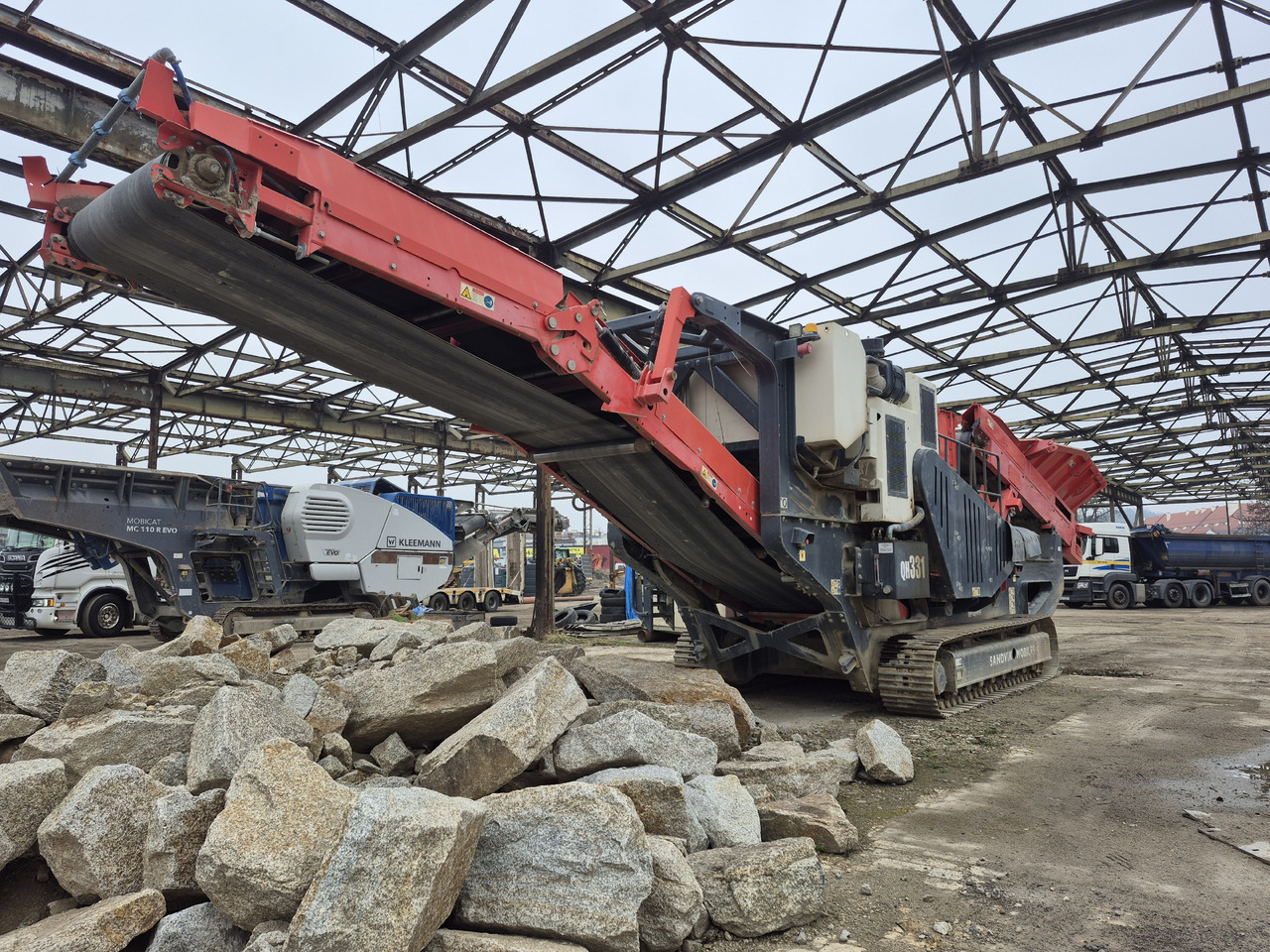 SANDVIK QH331 - Trituradora de cono: foto 2 SANDVIK QH331 - Trituradora de cono: foto 2