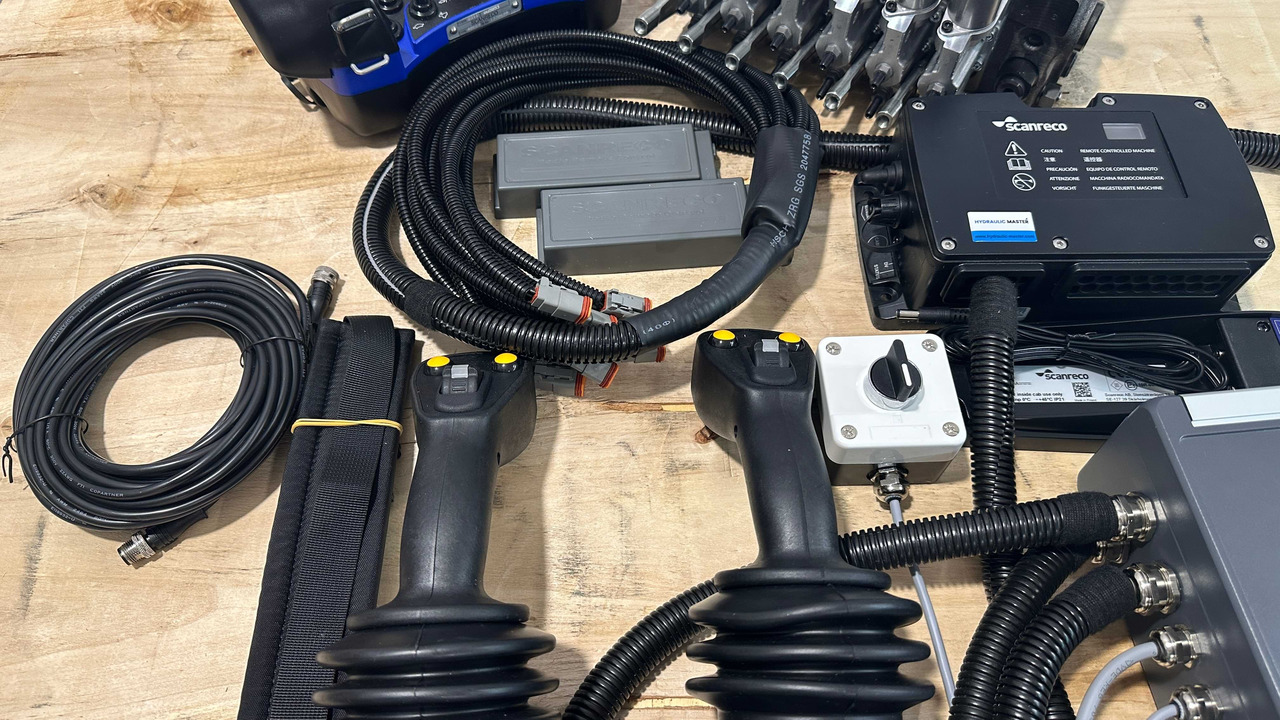 Maquinaria forestal Proportional Valve Walvoil DPX100 with Control Scanreco RC400 and JP Joysticks PWM for Palfinger, Kubota, Kesla: foto 19