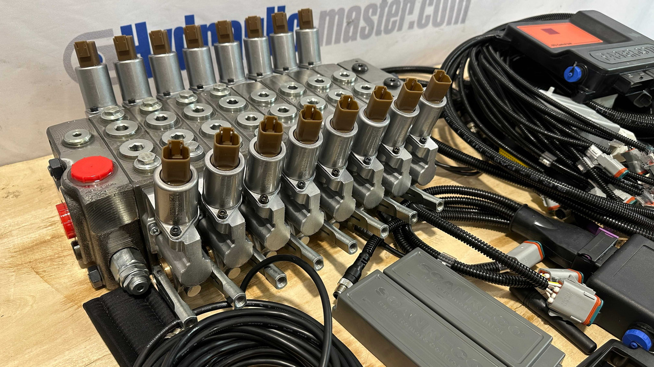 Remolque forestal nuevo Set Scanreco RC400 with Walvoil DPX100 Fassi, Effer, Atlas, Manitou: foto 9 Remolque forestal nuevo Set Scanreco RC400 with Walvoil DPX100 Fassi, Effer, Atlas, Manitou: foto 9