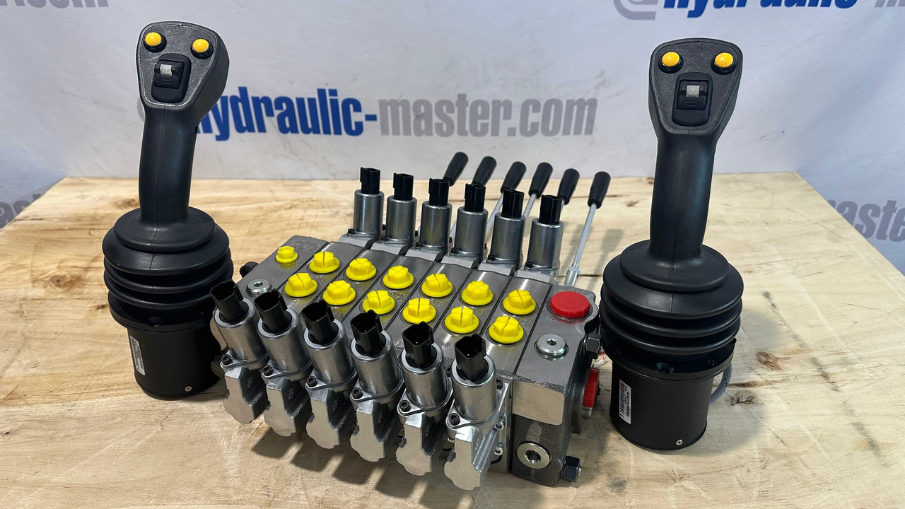 Set Scanreco RC400 with Walvoil DPX100 Liebherr, PM Group, Effer, Hiab - Remolque forestal: foto 1 Set Scanreco RC400 with Walvoil DPX100 Liebherr, PM Group, Effer, Hiab - Remolque forestal: foto 1