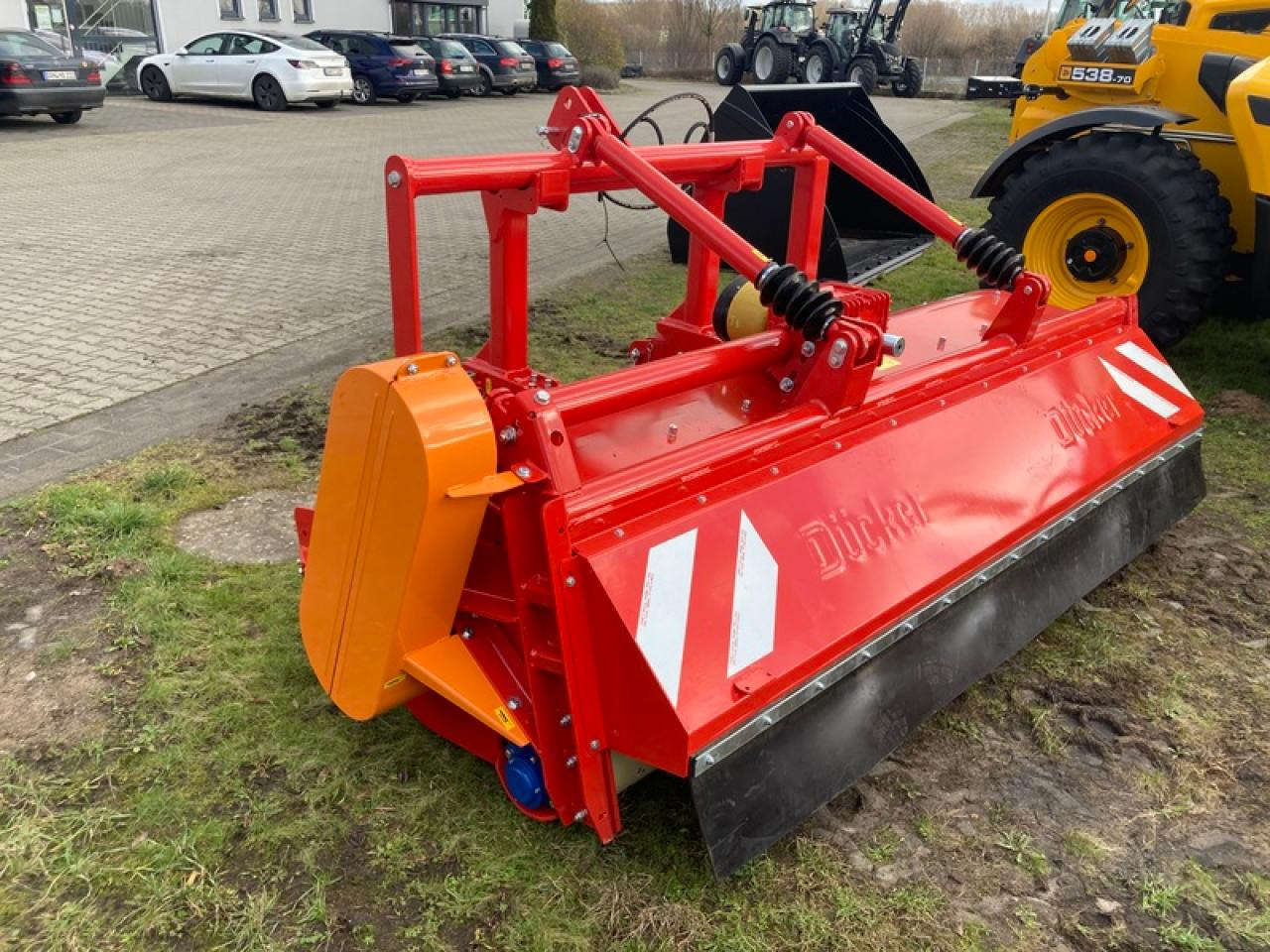 Dücker UM 27AKTION - Desbrozadora de martillos: foto 3 Dücker UM 27AKTION - Desbrozadora de martillos: foto 3