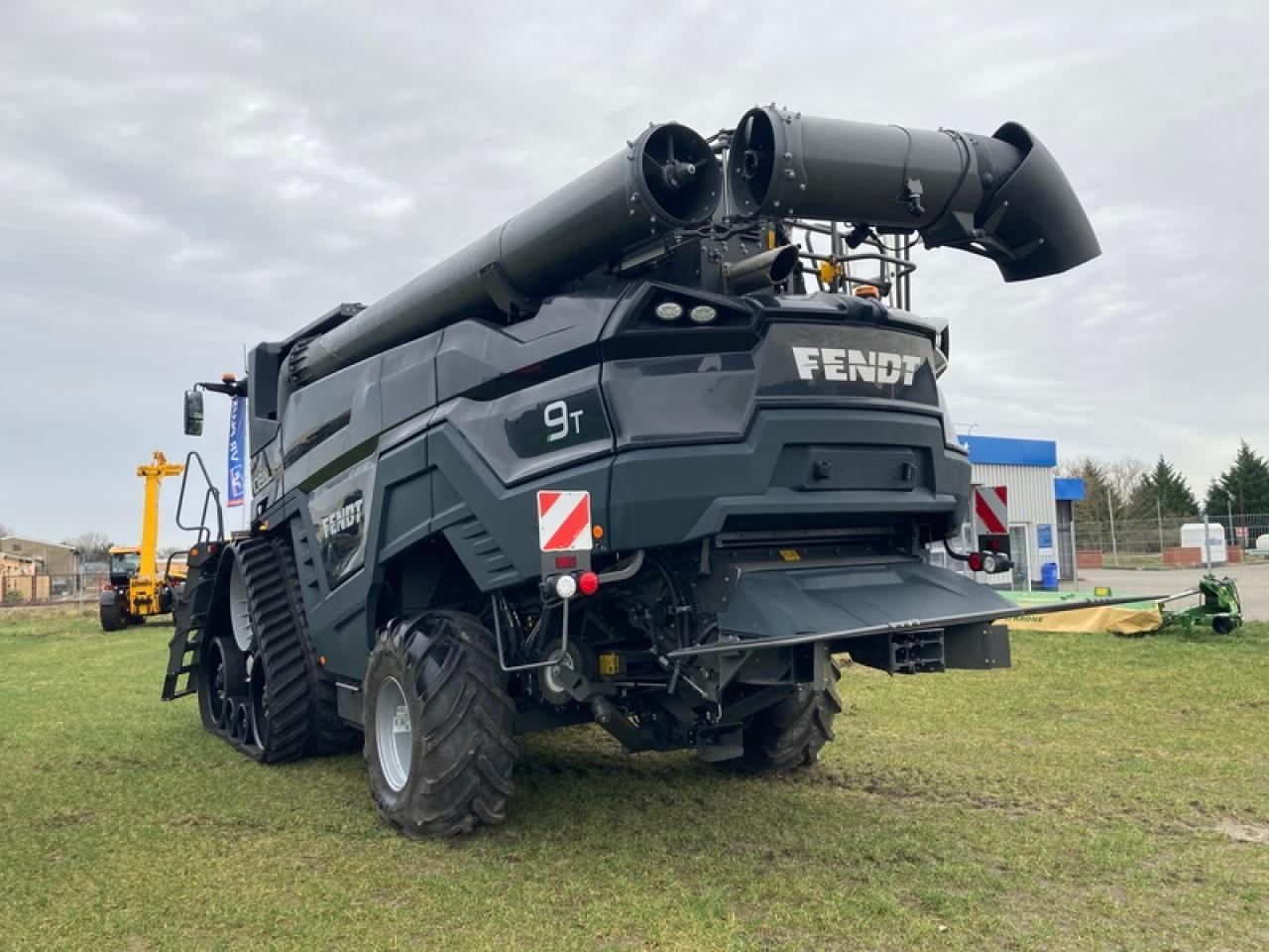 Fendt IDEAL 9 INKL. SCHNEIDWERK+WAGEN - Cosechadora de granos: foto 3 Fendt IDEAL 9 INKL. SCHNEIDWERK+WAGEN - Cosechadora de granos: foto 3
