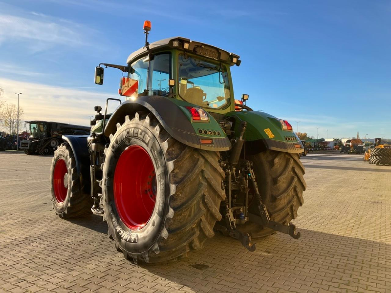 Fendt VARIO 1050 - Tractor: foto 3 Fendt VARIO 1050 - Tractor: foto 3